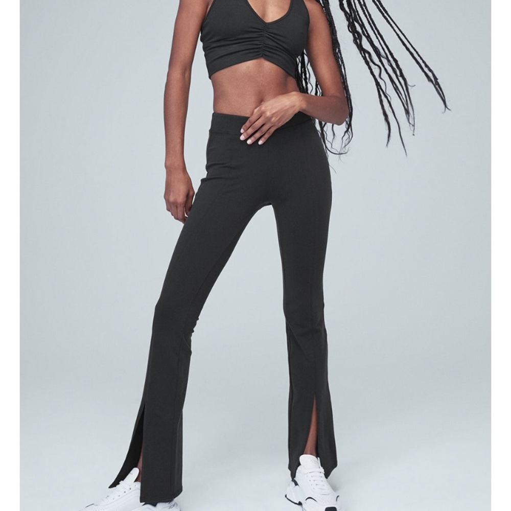 Alo 7/8 flutter legging